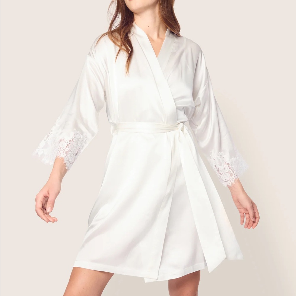 NEW! Petite Plume Silk Lace Robe in White - S